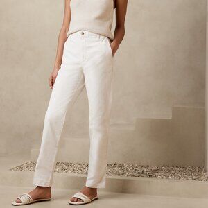 WHITE Banana Republic Chinos